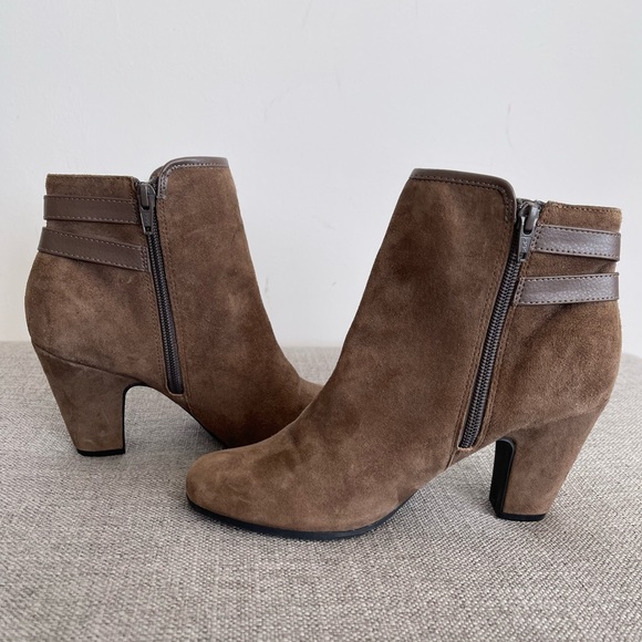 Sofft Brown Suede Leather Zip Ankle
BOOTS Womens Size 7 M - Picture 3 of 6